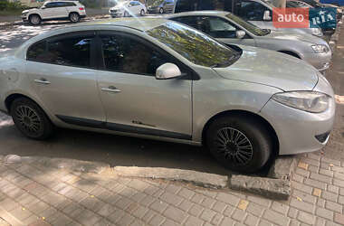 Седан Renault Fluence 2011 в 