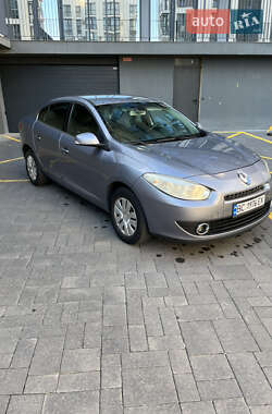 Седан Renault Fluence 2010 в Львові
