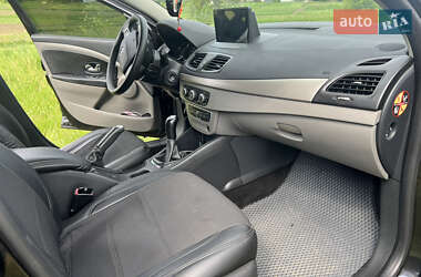 Седан Renault Fluence 2012 в 