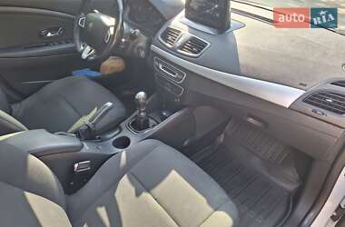 Седан Renault Fluence 2012 в 