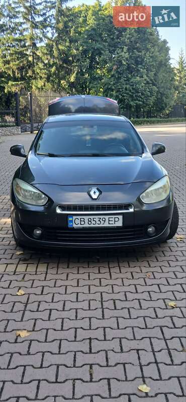 Седан Renault Fluence 2011 в 