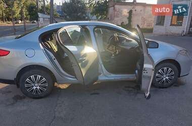 Седан Renault Fluence 2010 в Чернигове