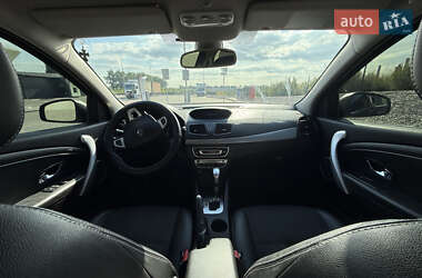 Седан Renault Fluence 2012 в 