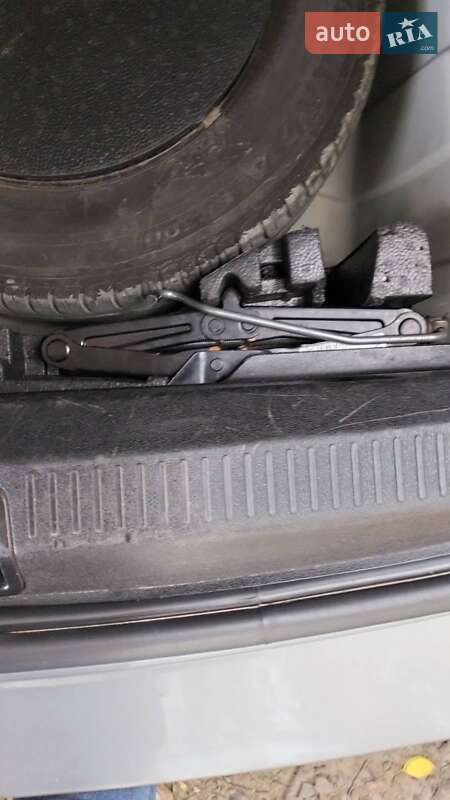 Седан Renault Fluence 2011 в Ивано-Франковске фото 31 Седан Renault Fluence 2011 в Ивано-Франковске