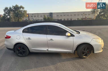 Седан Renault Fluence 2010 в 