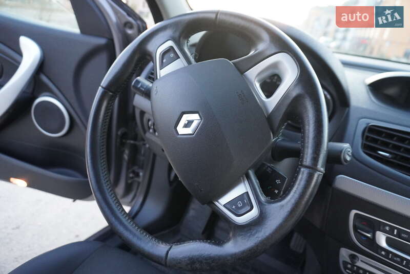 Седан Renault Fluence 2012 в Рівному