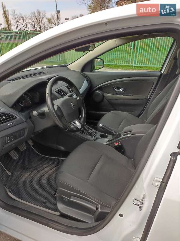 Седан Renault Fluence 2012 в Запорожье