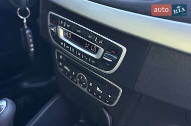 Седан Renault Fluence 2012 в 