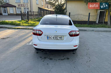 Седан Renault Fluence 2012 в 