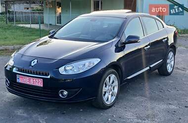 Седан Renault Fluence 2011 в 