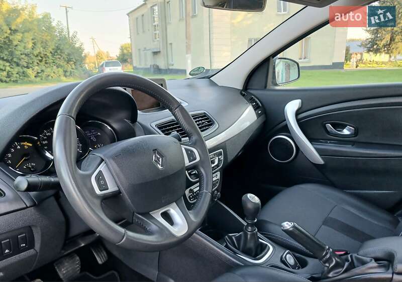 Седан Renault Fluence 2011 в Дубно