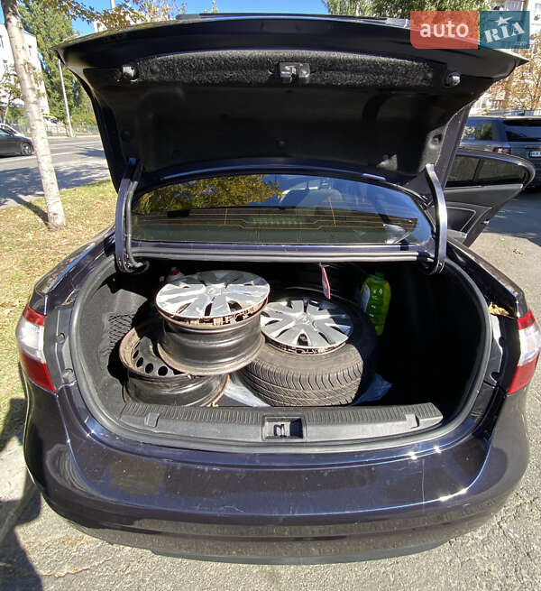 Седан Renault Fluence 2011 в Киеве фото 14 Седан Renault Fluence 2011 в Киеве