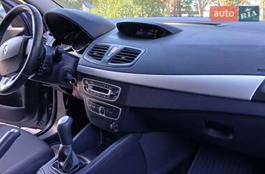 Седан Renault Fluence 2011 в Миргороді
