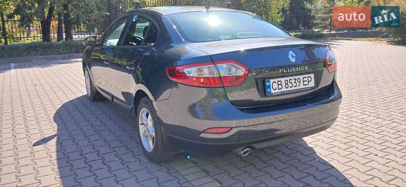 Седан Renault Fluence 2011 в Миргороде