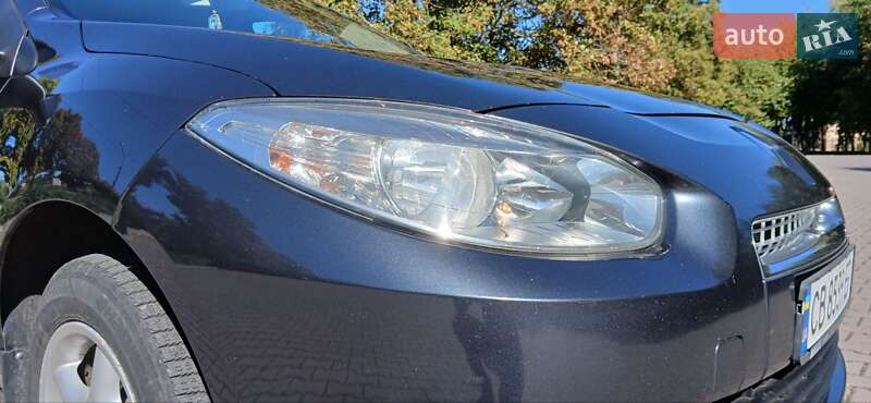 Седан Renault Fluence 2011 в Миргороде