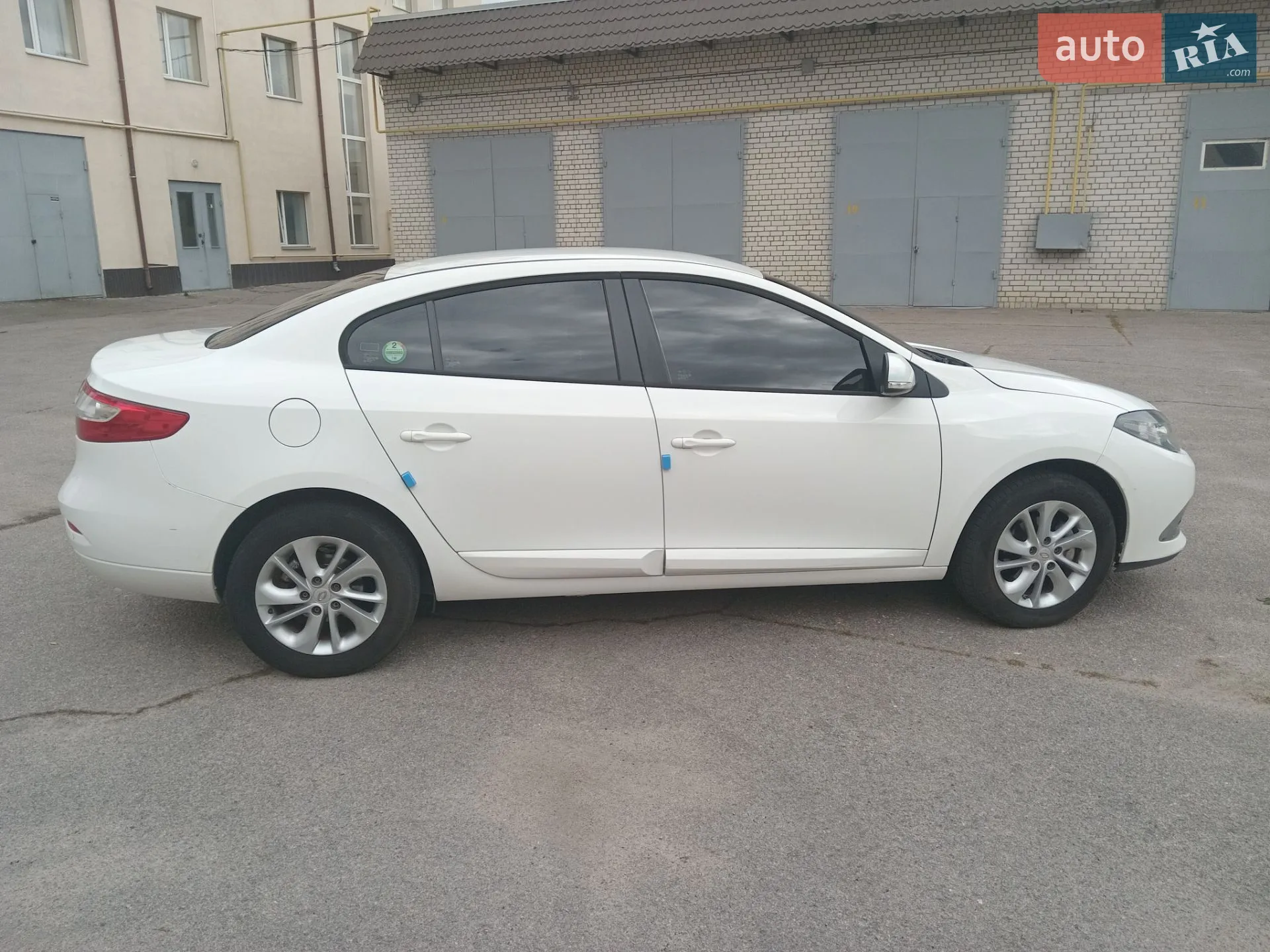 2015 Renault Fluence - мініатюра 9