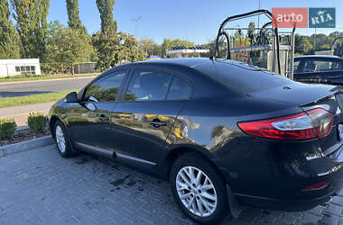 Седан Renault Fluence 2010 в 