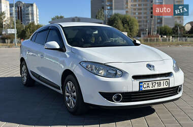 Седан Renault Fluence 2010 в 
