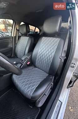 Седан Renault Fluence 2011 в 