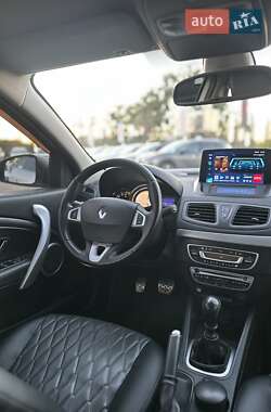 Седан Renault Fluence 2011 в 