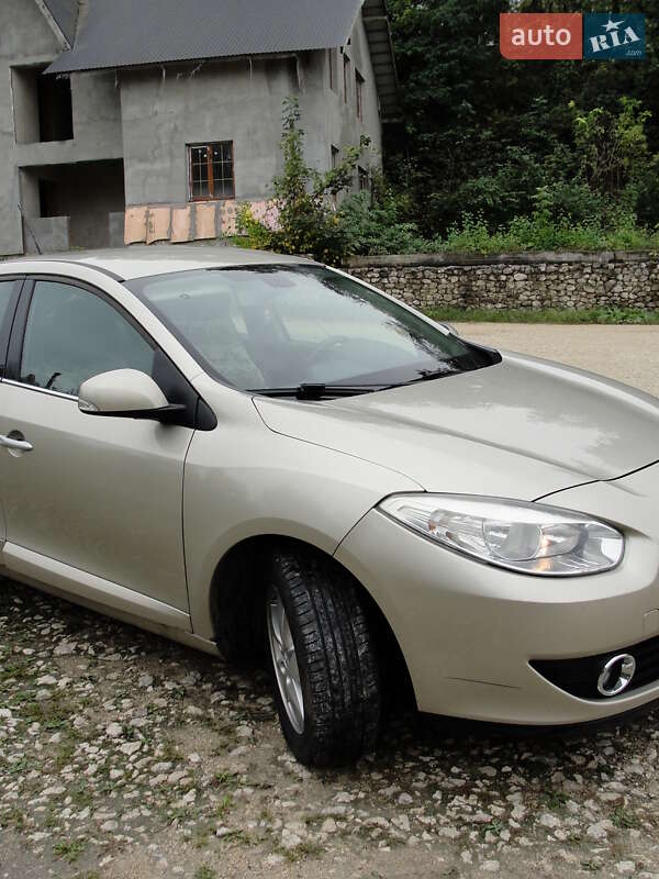 Седан Renault Fluence 2012 в Тернополе