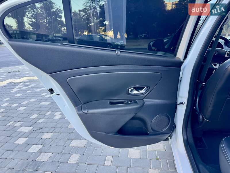 Седан Renault Fluence 2011 в Одессе