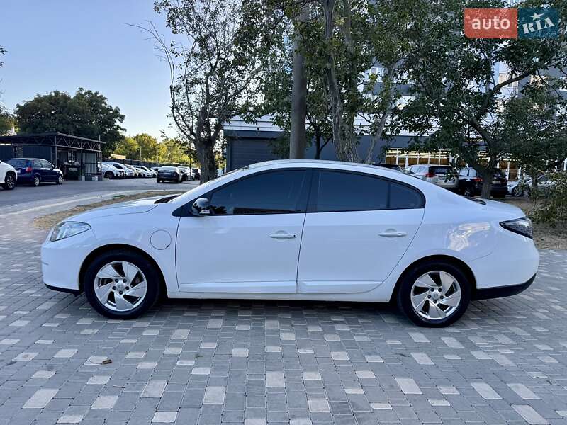 Седан Renault Fluence 2011 в Одессе