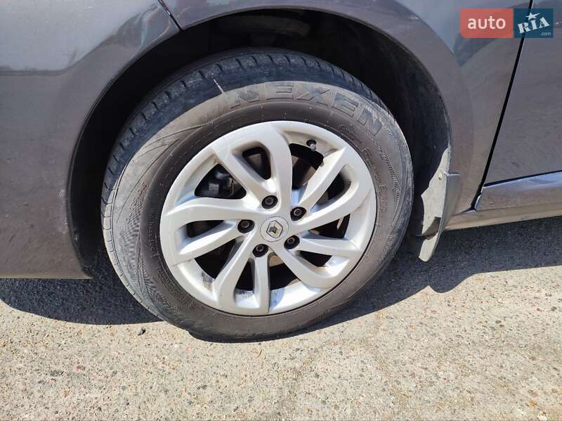 Седан Renault Fluence 2014 в Миколаєві