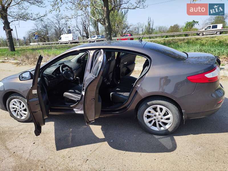 Седан Renault Fluence 2014 в Миколаєві