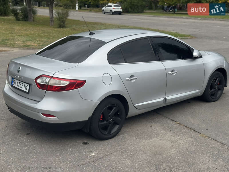 Седан Renault Fluence 2010 в Горишних Плавнях