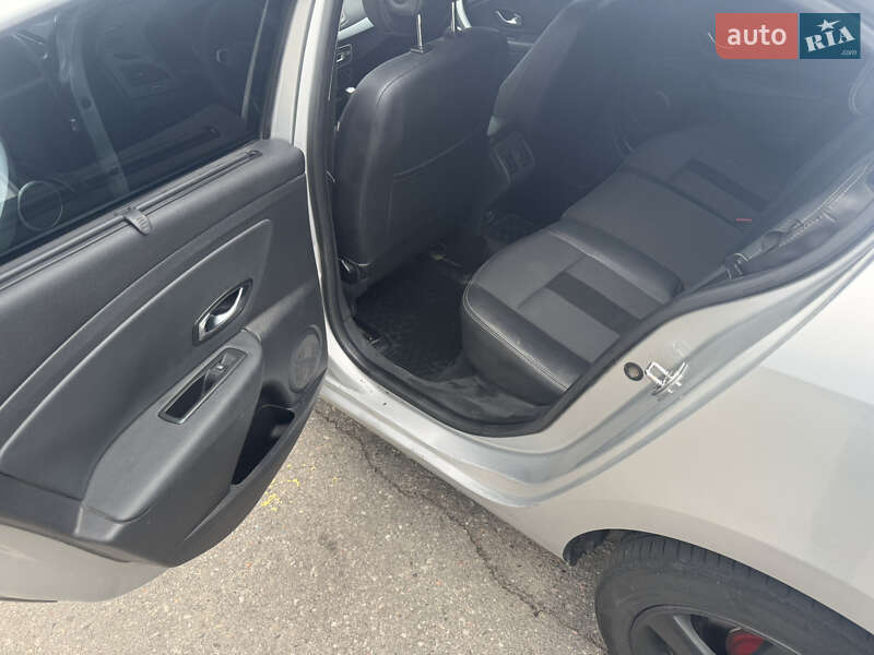 Седан Renault Fluence 2010 в Горишних Плавнях