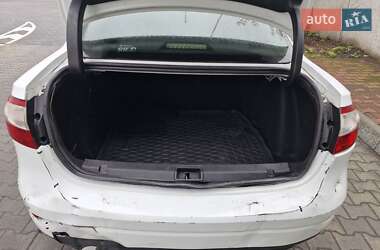 Седан Renault Fluence 2011 в 