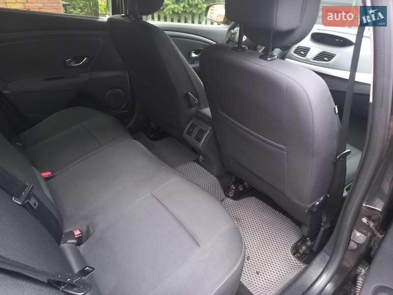 Седан Renault Fluence 2010 в Хмельницком фото 6 Седан Renault Fluence 2010 в Хмельницком