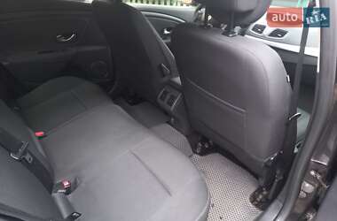 Седан Renault Fluence 2010 в 