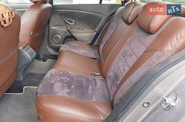 Седан Renault Fluence 2013 в 