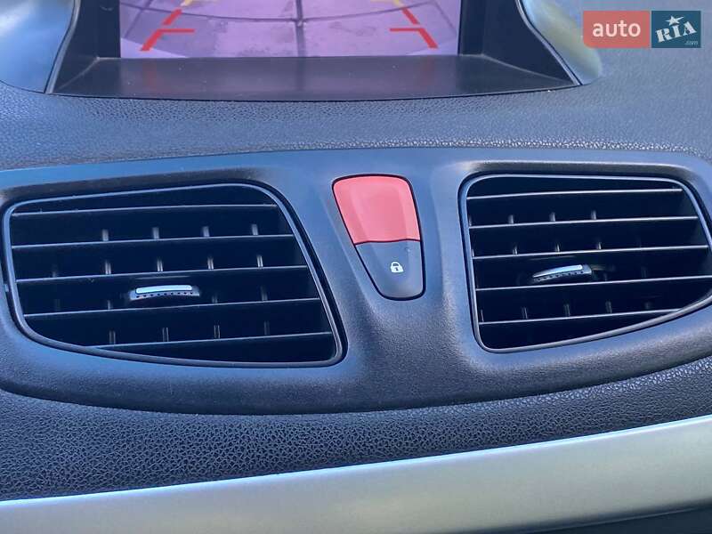 Седан Renault Fluence 2011 в Києві