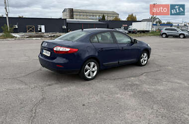 Седан Renault Fluence 2010 в 