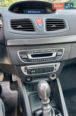 Седан Renault Fluence 2016 в 