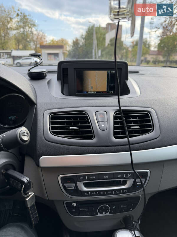 Седан Renault Fluence 2011 в Харькове