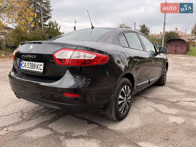 Седан Renault Fluence 2012 в Смеле
