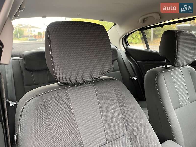 Седан Renault Fluence 2012 в Смеле