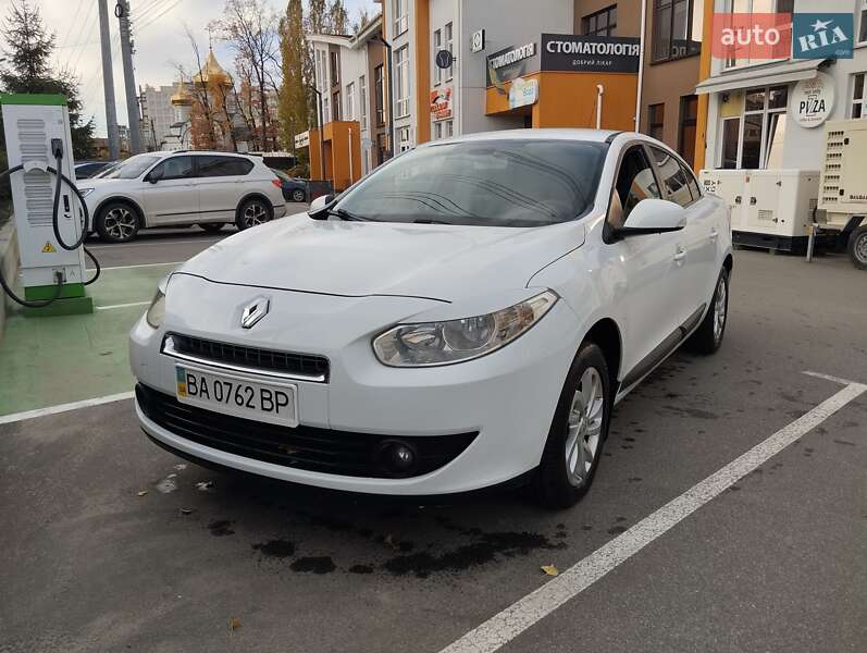 Седан Renault Fluence 2012 в Киеве