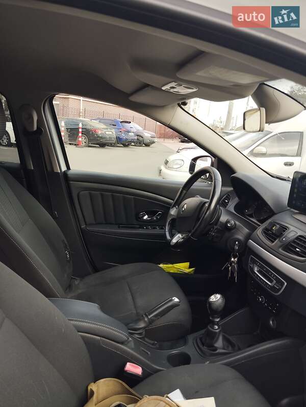 Седан Renault Fluence 2012 в Киеве