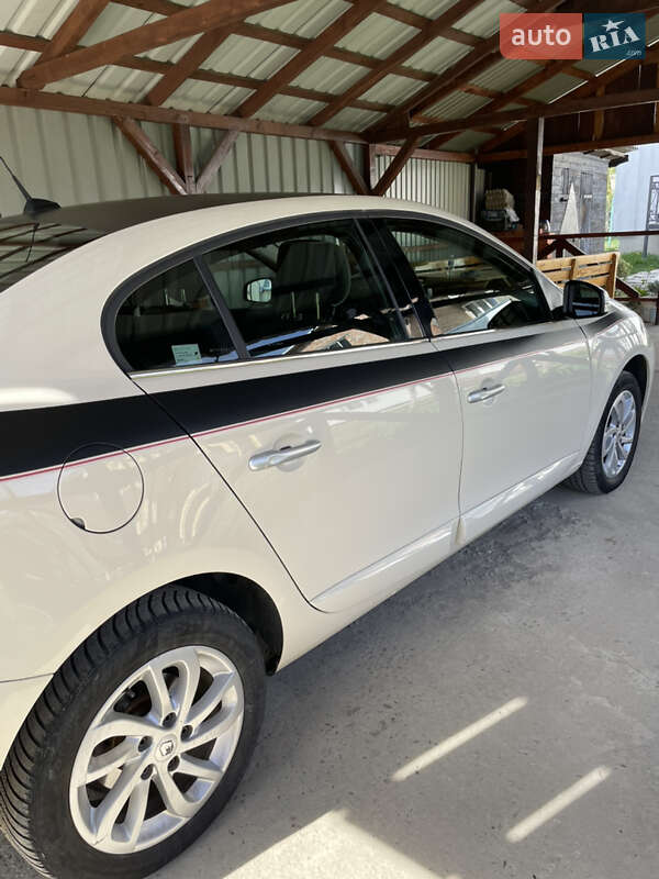 Седан Renault Fluence 2013 в Трускавці