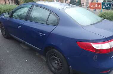 Седан Renault Fluence 2011 в Ворзеле