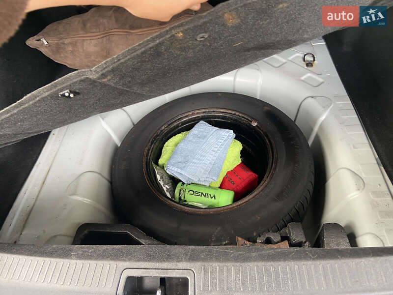 Седан Renault Fluence 2010 в Киеве