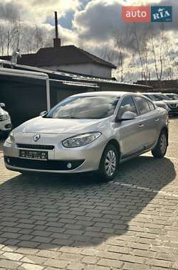 Седан Renault Fluence 2010 в Львові