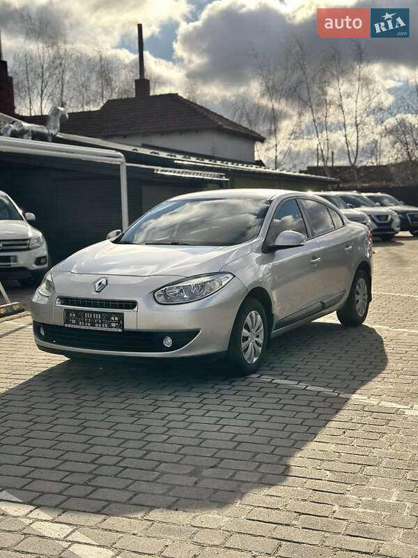 Седан Renault Fluence 2010 в Львові фото Седан Renault Fluence 2010 в Львові