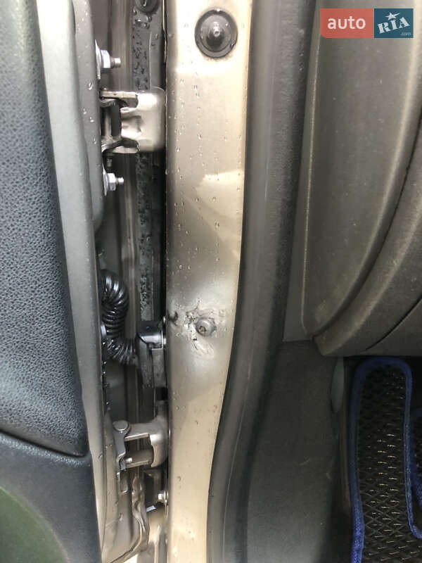 Седан Renault Fluence 2010 в Киеве фото 12 Седан Renault Fluence 2010 в Киеве