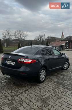 Седан Renault Fluence 2011 в Виноградові